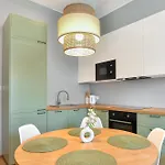 Citystay Stylowe Przy Swietojanskiej גדינייה