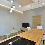 Citystay Stylowe Przy Swietojanskiej דירה *